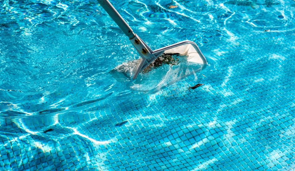 Swimming Pool Cleaning
